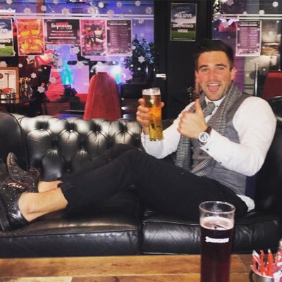 Benjiroyboii's profile picture. Hockey player for @kelburne1969 ✌️ Sponsored by @reeceAustralia