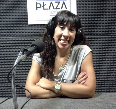 Periodista en FM Plaza en @materiaprima921 y @codigoplaza
