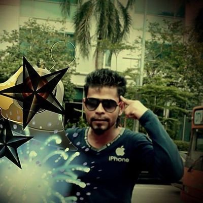 9619raaz's profile picture. हात को मैला सुन को थैला,
के गर्नु धनले।।

भट्टी मा जान्छु एक गिलास तान्छु,
आनन्दी मनले