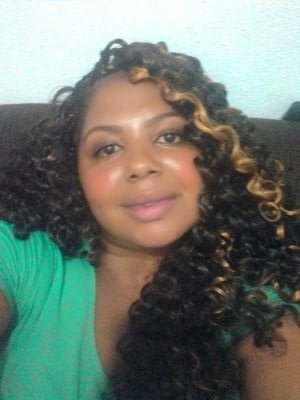 Sou sincera, alegre, amiga com quem mereça minha amizade e gosto de ter novas amizades....sinceras e não falsas....odeio mentiras e falsidades....