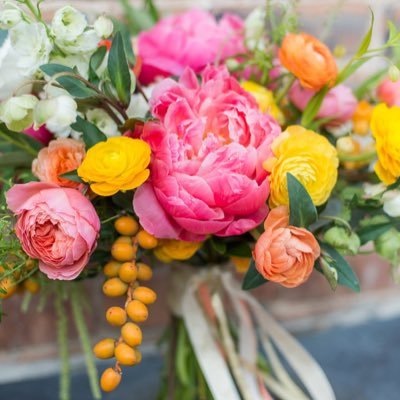 Lace_and_Lilies's profile picture. innovative floral design, hip to the scene.