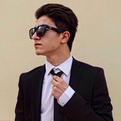 anas_kucher's profile picture. ••