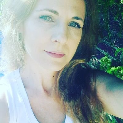 lore_ley77's profile picture. 