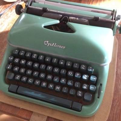 Collector and user of typewriters. I cook food, some of it palatable. For lefty political rantings and failed attempts at humour: @danieljowen