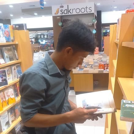 Doetpratama's profile picture. hidup cuma sekali dalam hidup harus berarti