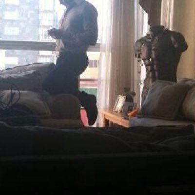 Pareja profesionista y deportista que le gusta cuidarse y compartir con solteros ínter o parejas afines de manera amistosa