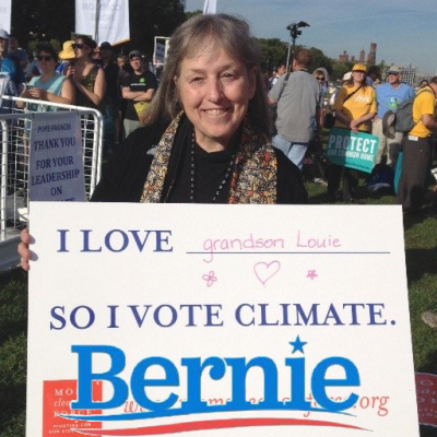 1 of 1253 arrested @ WhiteHouse protesting KXL tarsands, 2011; naturalist; funny science writer; new grandma. FB Admin: Milkweeds for Monarchs and Climate page