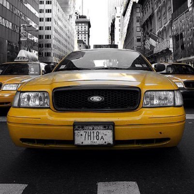 Official Twitter Account of the Ford Crown Victoria Taxi. Have a picture you want tweeted of a Crown Vic? DM us!
