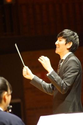 作曲・編曲、指揮、演奏活動、音楽指導しています。。どんなジャンルの音楽でも依頼にお応えできます。。ご要望があれば、どうぞ。。