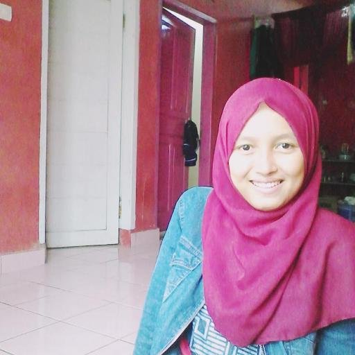 Hidup take selalu kebahagiaan Yang di pikirkan. Ada kalanya kesedihan slalu datang tiba-tiba.