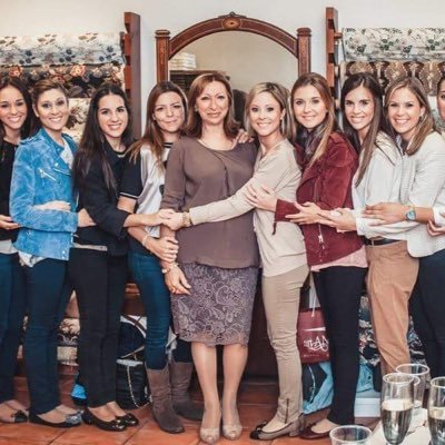 carmenasins's profile picture. 