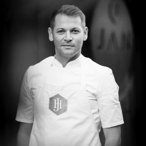 Chef @ 1 Michelin star restaurant JAN. Author and photographer - https://t.co/zhAg12EFaH