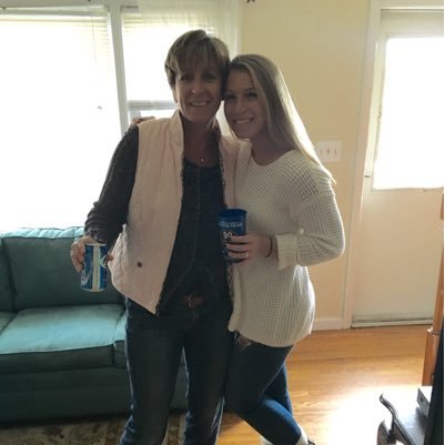 AnnaTampellini's profile picture. 