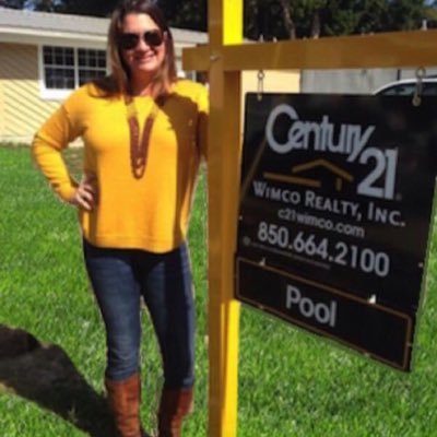#courtneysellsthecoast @courtneysellsthecoast