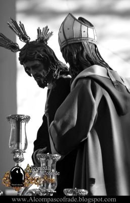 El sentimiento hecho arte.
Cuenta dirigida por un buen cofrade donde les mostraremos la información,imágenes y concursos de la mejor semana del año.