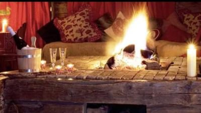 HYGGE - A Danish word used to describe comfort and warmth usually at home with family and friends.  Yeah, so I'm an addict - come join the Facebook group below!