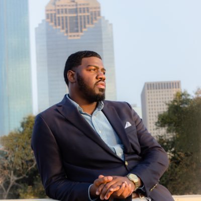 Upcoming Artist | Writer ✍| Visionary | Story Teller | Future Entrepreneur | Natural Leader | ΚΑΨ | ΑΚΨ | OrderOfΩ✋HONORS