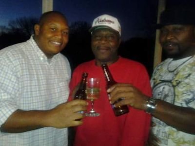 c00b4d7c49e7408's profile picture. 