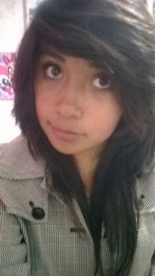 AbrizTania's profile picture. 