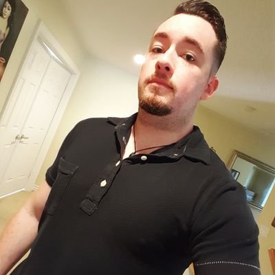 29 | computer tech | graphic designer | gym rat | anti-hipster | psn gamer tag: kiltedsith | star wars | Game of thrones | lord of the Rings | Harry Potter