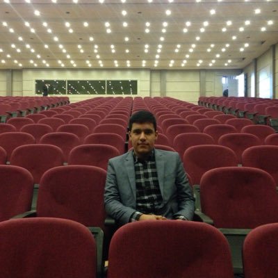 EjZubair's profile picture. 