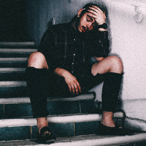 MrPostMalone's profile picture. Tᴏᴏ Yᴏᴜɴɢ