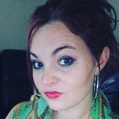 Hey y'all!! I am a Younique Presenter and a full time mommy and wife!! I have a 6 year old little boy and a 2 year old little girl ❤️