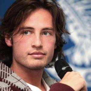 ikemenGureto's profile picture. Gの天然VoとツンデレSTBのTV、ラジオ、会報、雑誌等での発言をつぶやきます