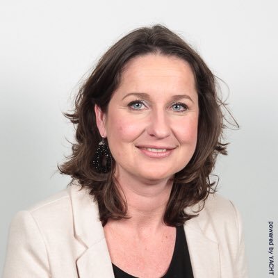 Commercieel Manager Marketing & Communications @ Yacht / mama van Gerben en Jort / skiën/ lekker eten/gezelligheid
