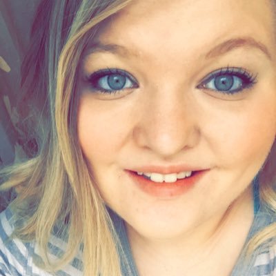 karijeanlouis's profile picture. Graphic Designer & Artist