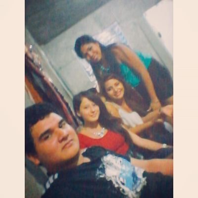Vale la pena asumir riesgos.. Si te gusta dicelo al menos sabrás lo
que piensa.
♥♥25/12/2013♥♥
;(18/5/2014;(