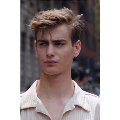 BenCALERPG's profile picture. 