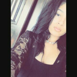 Robynthorne2's profile picture. ♥If You're Reading This It's Too Late♥