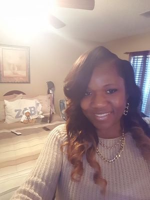 tinybug3's profile picture. What doesn't kill you, makes you stronger https://t.co/ivCyHpHp0C…