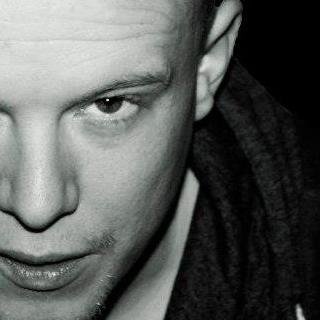 Jay Riordan DJ/Producer A.K.A Harem Tone - labels ( ToneKontrol -Minus- Baroque- Circlemusic germany - DXR - Nice & Nasty)