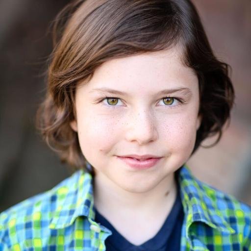 Actor, Voice Over,XBOX & Chess player,2 Dogs, 2 Cats from Los Angeles.
