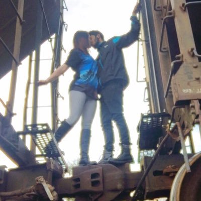 AmberKeaton1's profile picture. | I just retweet a bunch of stuff | Raul Nunez |