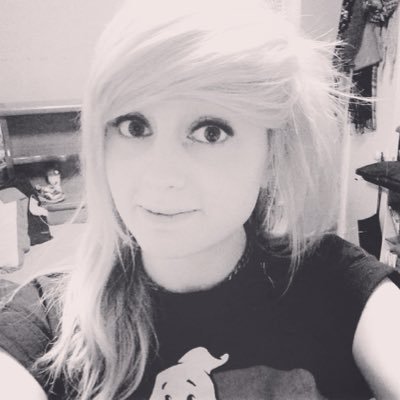 DiaryOfDollface's profile picture. 