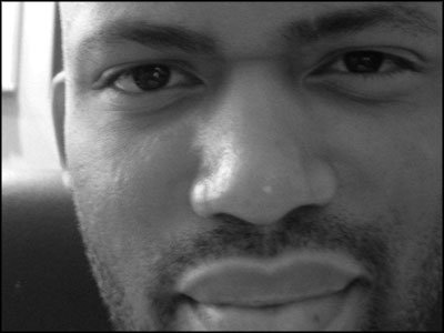 elusivemel's profile picture. 