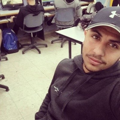 mishell0011's profile picture. 