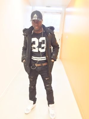 diabyabdoulay18's profile picture. Dans la vie chaque chose à son temps