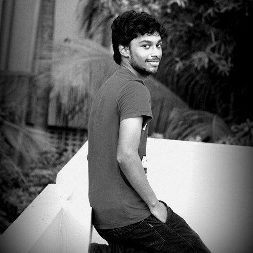 VikramanR1994's profile picture.