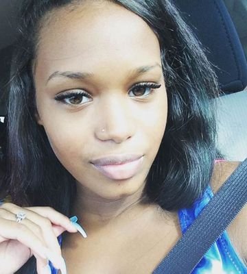 I'm the girl all DMV bitches hate. IG :highlifelee_