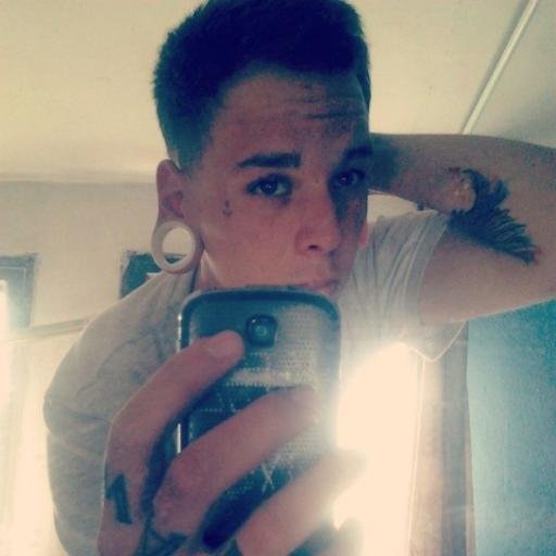 MJhonry's profile picture. 