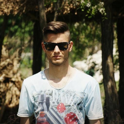 Lilian21031993's profile picture. 