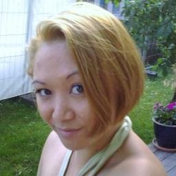 neuroticminx's profile picture. so.. Twitter..