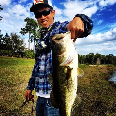 Just a college UCF student getting by with fishing. Subscribe to me on YouTube:ChrisCatchesFish Instagram: ChrisCatchesFish