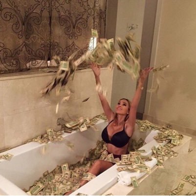 rpgrevenge's profile picture. Rafael est pris. Nous attendons un Aiden. F = 6. H = 1. ON CHERCHE DES MÂLES, merci!