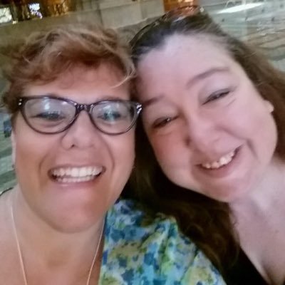 dfout0128's profile picture. 