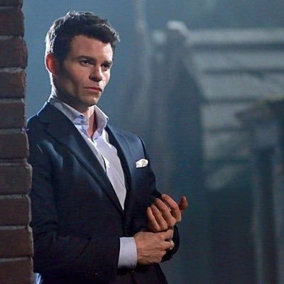 ImperialLaud's profile picture. I do want you to know that i'll hold you up above everyone and I'll be good to you. [TO RP-18+-MC] I don't make promises that I can not keep.